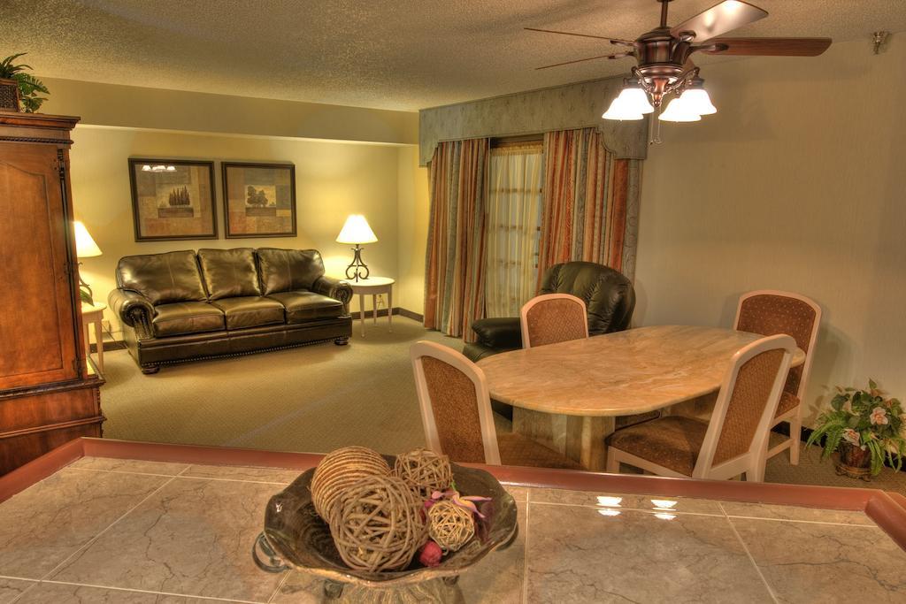 MCM Elegante Suites Abilene Exterior foto