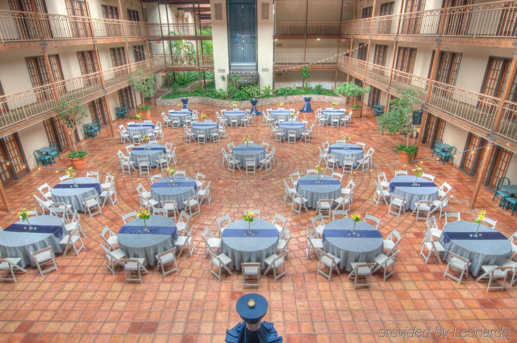 MCM Elegante Suites Abilene Exterior foto