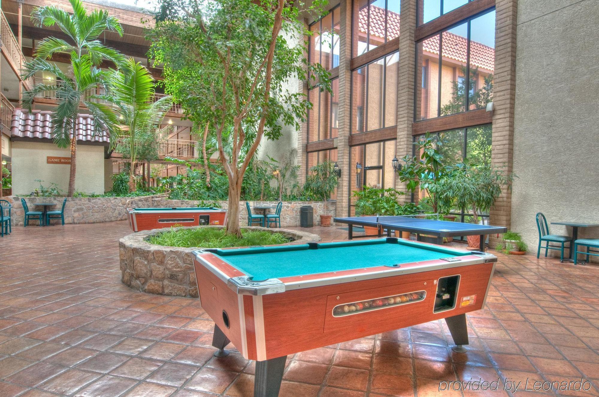 MCM Elegante Suites Abilene Exterior foto